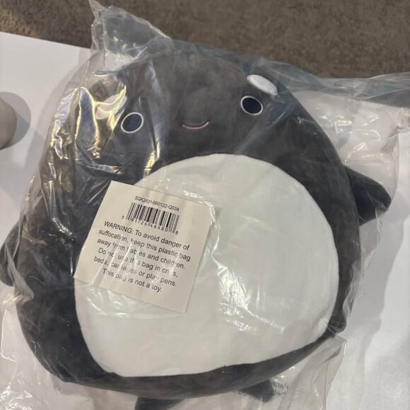 Squishmallows Original 14-Inch Large Kai The Orca Whale - Picture 3 of 4